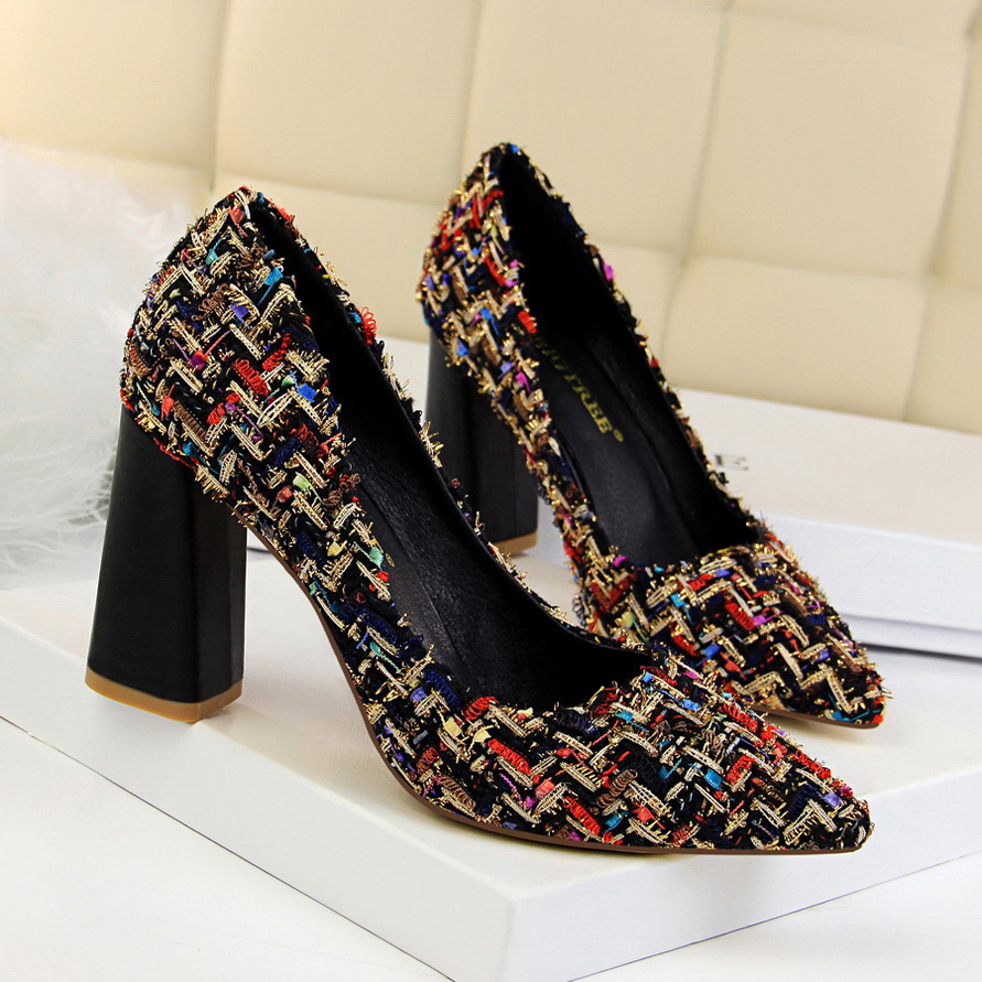 828-1 the European and American wind high heels with shallow pointed mouth thick with high color matching knitting sexy 
