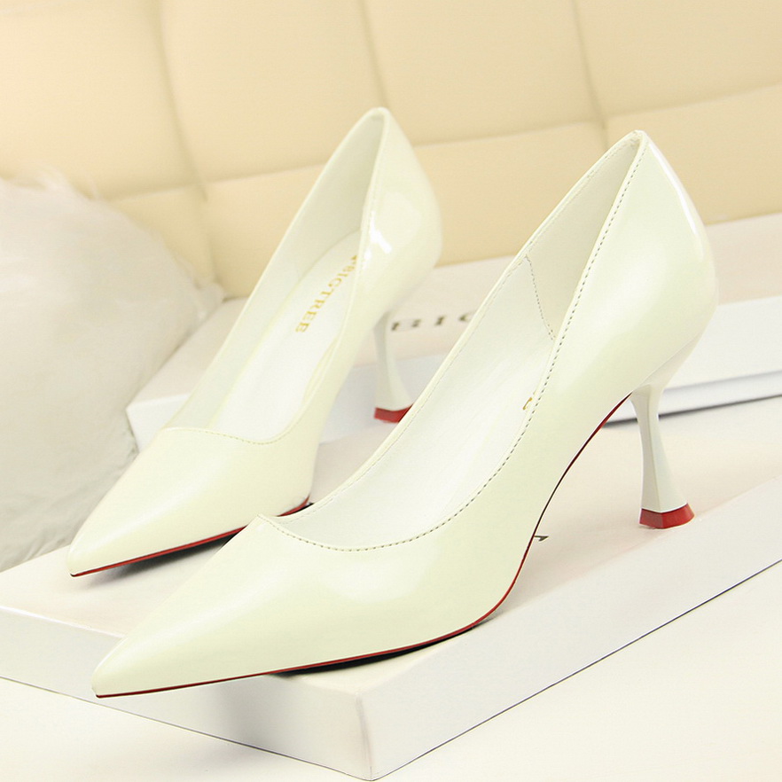 3169-1 the European and American wind fashion contracted professional OL single high-heeled shoes women’s shoes lighter 
