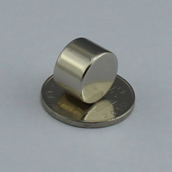 n52超强吸铁石永磁王钕铁硼强力磁铁大号强磁钢 圆形磁铁d15x10mm