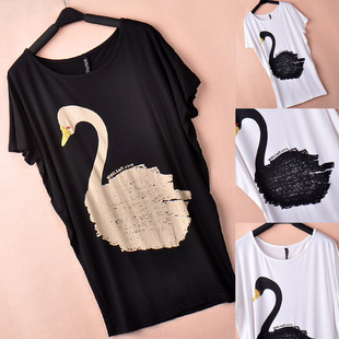 新款夏装 韩版大码宽松蝙蝠袖中长款短袖圆领天鹅图案T恤