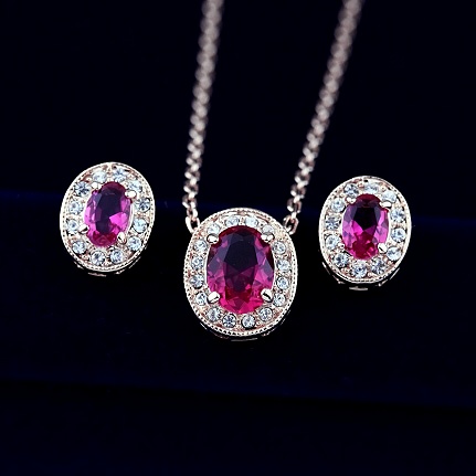 haut de gamme eco-friendly bijoux magnifiquement autour incrustés de strass ovale de zircon de bijoux de court paragraphe clavicule collier ensemble des femmes haut de gamme eco-friendly bijoux magnifiquement autour incrustés de strass ovale de zircon de bijoux de court paragraphe clavicule collier ensemble des femmes