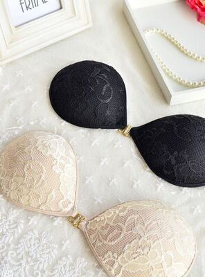 日系新娘蕾丝透气硅胶隐形文胸内衣胸贴婚纱聚拢小胸newbra大码-淘宝网