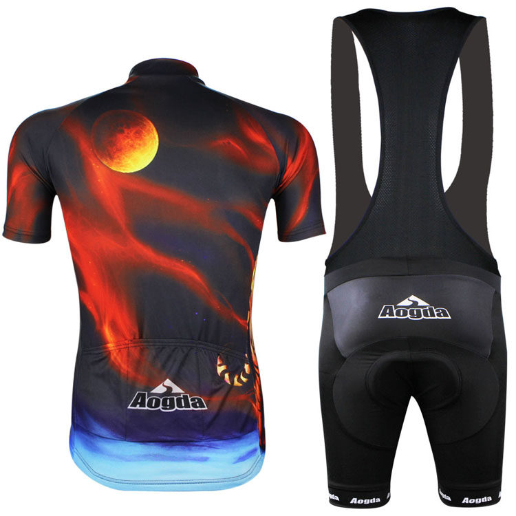 14虎背带短套装背面