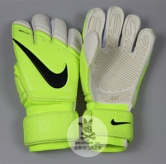 guantes nike verdes