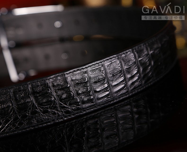 到底怎样才能辨别和区分鳄鱼皮皮带或者鳄鱼皮包的真假呢 到底怎样才能辨别和区分鳄鱼皮皮带或者鳄鱼皮包的真假呢