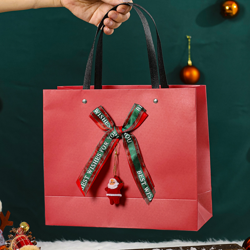 New Products in Stock Christmas Paper Bag Christmas Eve Kraft Paper Apple Packaging Gift Bag Handbag Exquisite Gift Bag