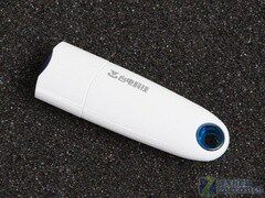 纯白如玉台电心灵塔系列8G优盘评测