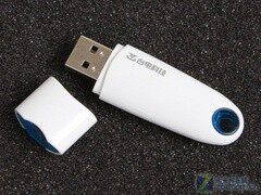 纯白如玉台电心灵塔系列8G优盘评测