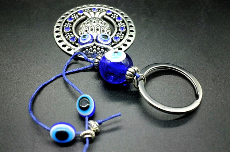 (Moonlight Market) Turkey Original Single Blue Eyes Key Ring Car Ornaments Middle East Fatima Owl Elephant Memorial