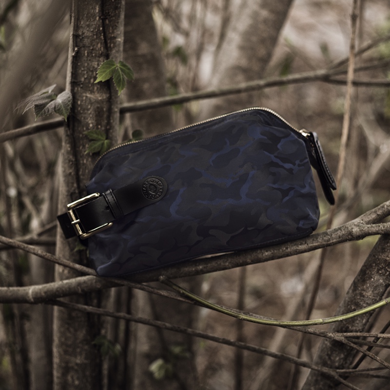 ostmars hommes camouflage sac à main en nylon oxford toile de sac d'embrayage de grande capacité européenne et américaine multi-fonctionnelle nano-matériaux ostmars hommes camouflage sac à main en nylon oxford toile de sac d'embrayage de grande capacité européenne et américaine multi-fonctionnelle nano-matériaux