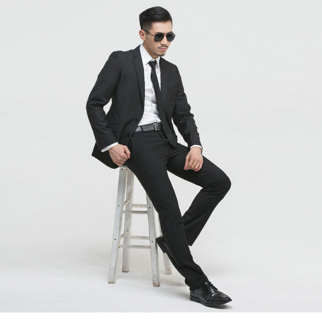 de l'automne et de l'hiver des hommes nouveau costume coréen de la mode slim fit costume de non-fer robe costume noir gris carrière équipée de l'automne et de l'hiver des hommes nouveau costume coréen de la mode slim fit costume de non-fer robe costume noir gris carrière équipée