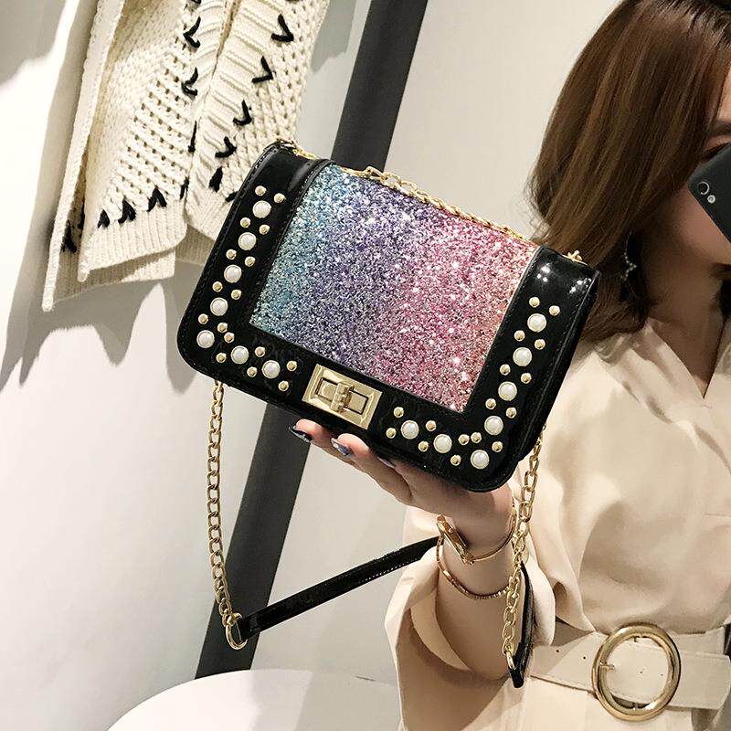 กระเป๋า 春季百搭时尚chic包包士单肩斜挎包小方包小亮片女2020潮款女包包  