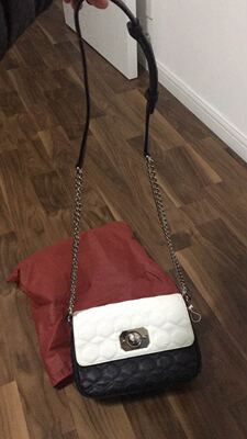 正品正品清仓不退换GEROLAMO单肩背包GLAK6SZ02S