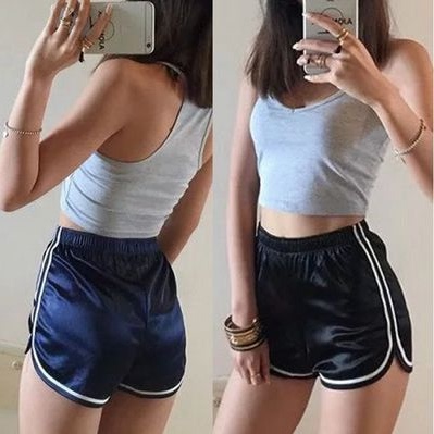 hiphop复古高腰显瘦阔腿绸缎光面ins超火的运动短裤女a字百搭热裤-淘宝网