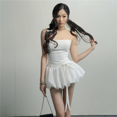 SylCue 纯欲减龄裹胸连衣裙女露背修身性感A型抹胸裙子设计感夏季-淘宝网 SylCue 纯欲减龄裹胸连衣裙女露背修身性感A型抹胸裙子设计感夏季-淘宝网