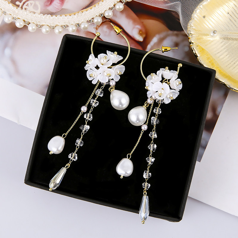 เครื่องประดับ ต่างหู C型花朵花瓣耳环女长款流苏气质耳钉个性夏季百搭珍珠网红潮耳饰  