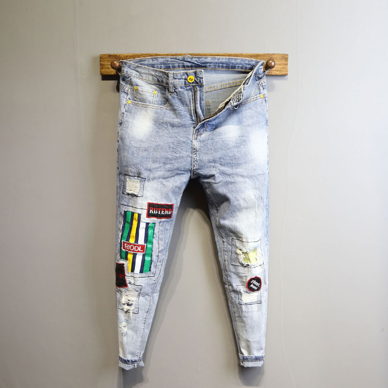 ins de marée de la personnalité de la marque couleur cassé trou patch broderie slim neuf points jeans pour les hommes jeunes joker petits pieds pantalon ins de marée de la personnalité de la marque couleur cassé trou patch broderie slim neuf points jeans pour les hommes jeunes joker petits pieds pantalon