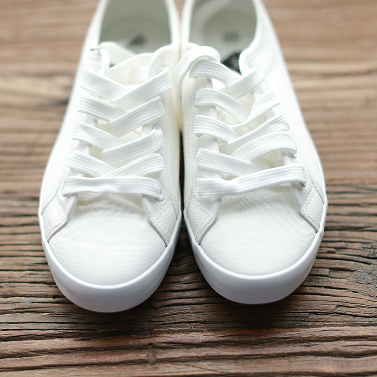 white canvas trainers ladies