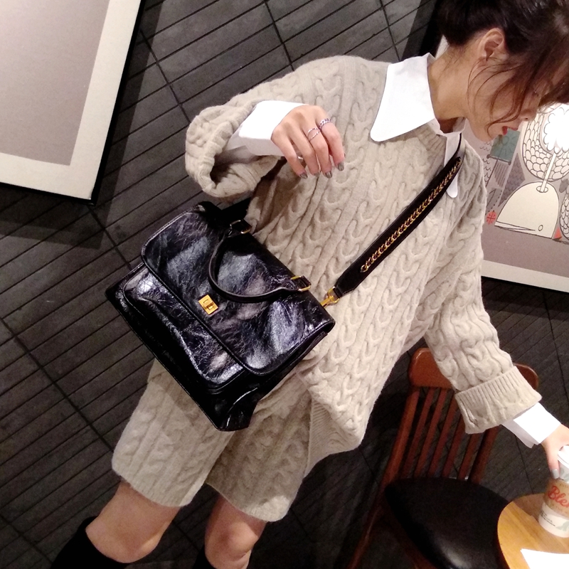 de haute qualité en cuir sac femmes 2019 nouvelle boucle de verrouillage en cuir véritable grand sac de grande capacité fourre-tout messager d'épaule de sac à main de haute qualité en cuir sac femmes 2019 nouvelle boucle de verrouillage en cuir véritable grand sac de grande capacité fourre-tout messager d'épaule de sac à main