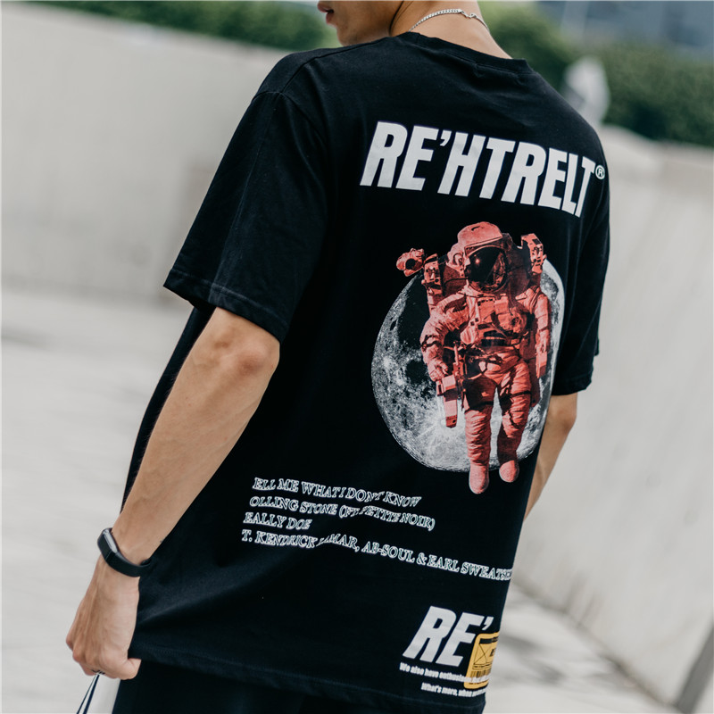 2019, le nouveau pays d'onde des astronautes de la nasa à manches courtes t-shirt hommes ins du réseau de la marque tide de couples robe lâche moitié manches t-shirt 2019, le nouveau pays d'onde des astronautes de la nasa à manches courtes t-shirt hommes ins du réseau de la marque tide de couples robe lâche moitié manches t-shirt