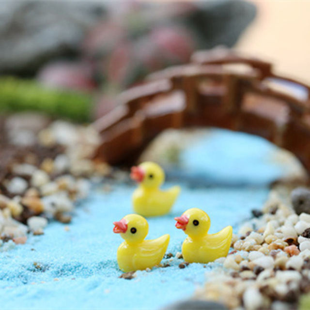 Fish Tank Aquarium Landscape Creative Decoration Succulent Micro Landscape Decoration Doll Little Yellow Duck Doll Photo Accessories