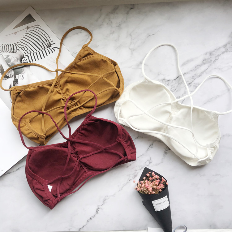 la beauté du dos fille avec une poitrine tampon de soutien-gorge anti vidé court paragraphe de l'étudiant sous-vêtements creux de la croix-fine ceinture à la section mince enveloppé poitrine bandeau la beauté du dos fille avec une poitrine tampon de soutien-gorge anti vidé court paragraphe de l'étudiant sous-vêtements creux de la croix-fine ceinture à la section mince enveloppé poitrine bandeau