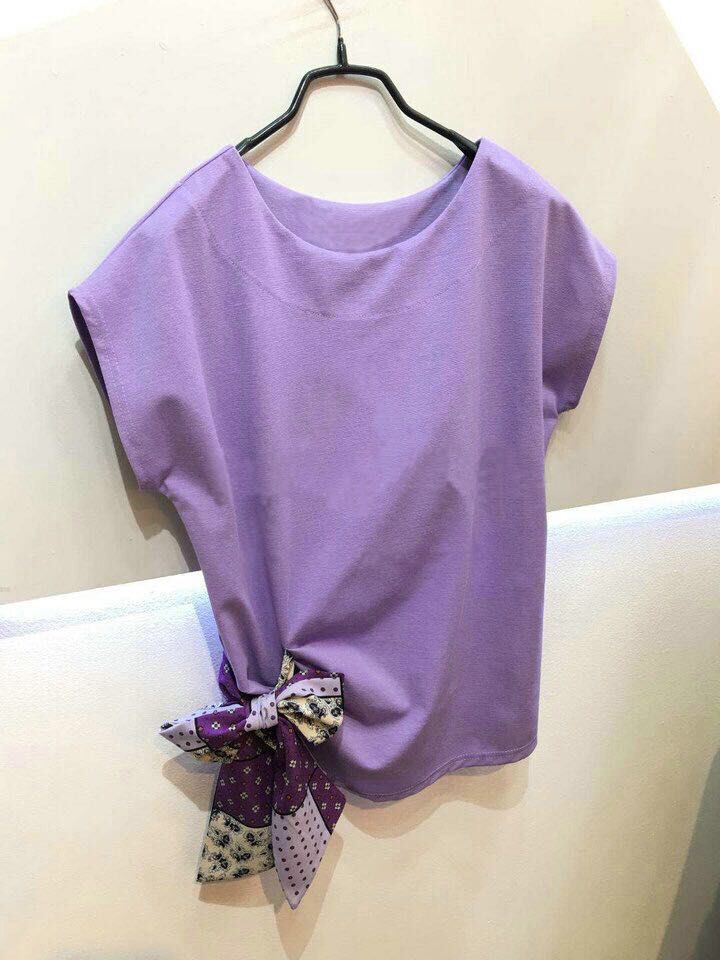 coréen dongdaemun nouveau 2019 de la mode t-shirt loose étudiantes simple de couleur unie dentelle bow blouse marée coréen dongdaemun nouveau 2019 de la mode t-shirt loose étudiantes simple de couleur unie dentelle bow blouse marée