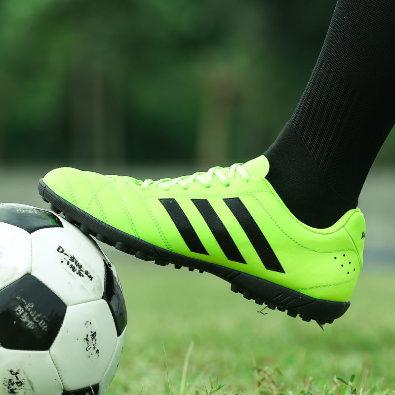 新款成人男女兒童足球鞋AG碎釘學生人造草地長釘男足球訓練運動鞋