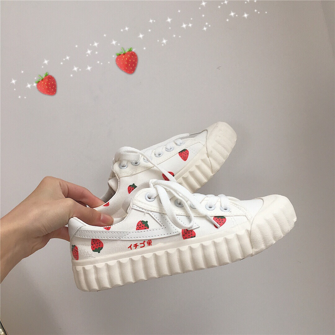 2019 printemps été nouveau ins fraise chaussures de toile des élèves de sexe féminin dans la version coréenne de ulzzang joker de base blanc chaussures 2019 printemps été nouveau ins fraise chaussures de toile des élèves de sexe féminin dans la version coréenne de ulzzang joker de base blanc chaussures