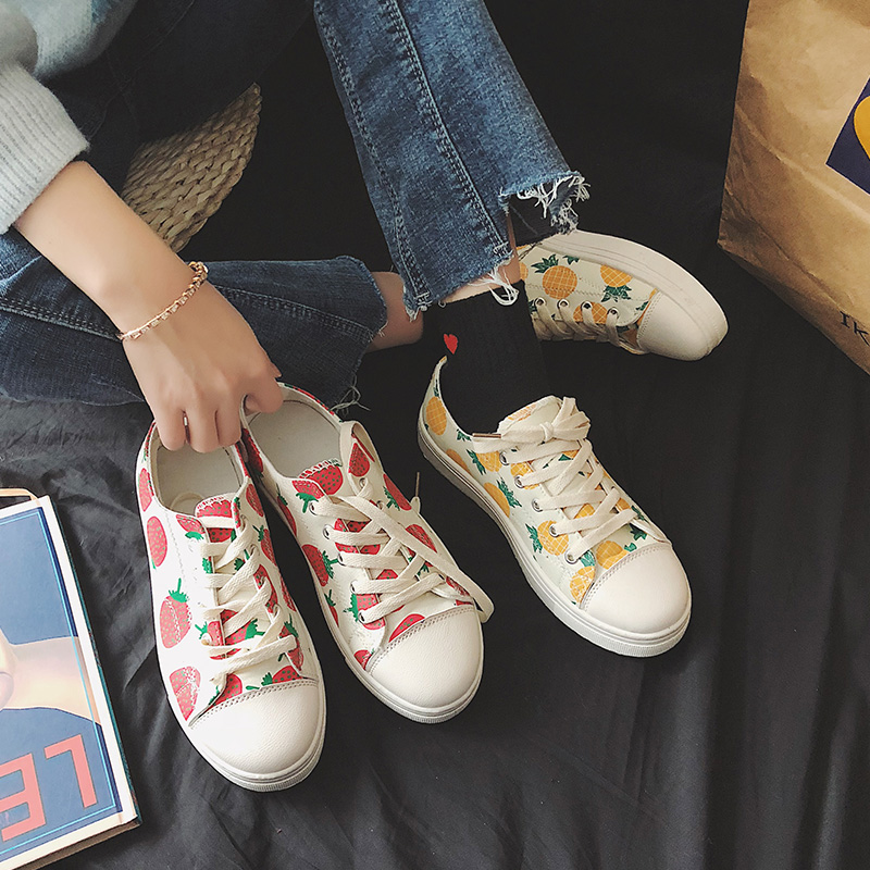fraise plaque de maille chaussures rouge blanc chaussures 2019 nouveau printemps sauvage étudiant version coréenne de casual toile d'ananas chaussures de femmes de la marée fraise plaque de maille chaussures rouge blanc chaussures 2019 nouveau printemps sauvage étudiant version coréenne de casual toile d'ananas chaussures de femmes de la marée