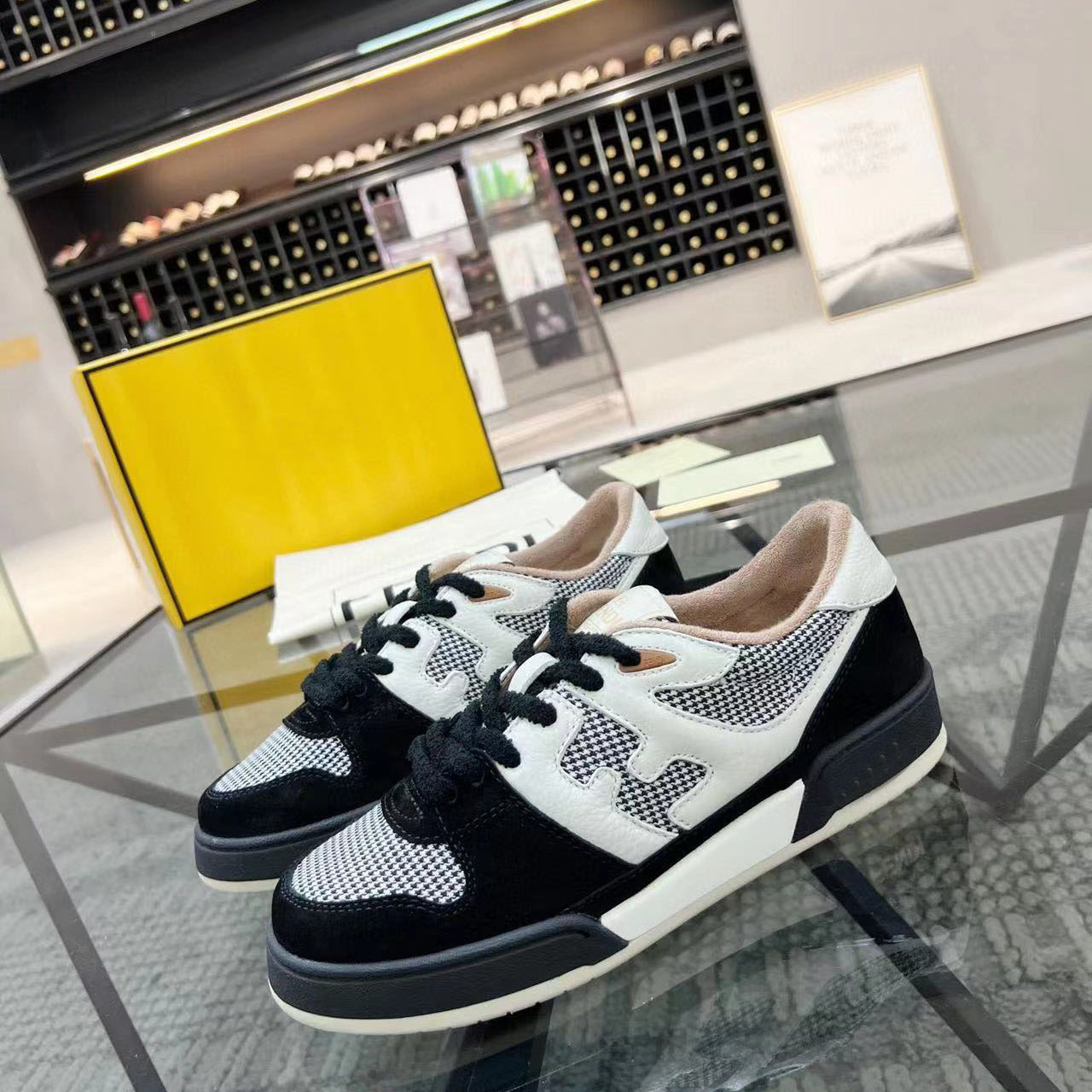 European Station Spring and Autumn New Genuine Leather Casual， Stylish and Comfortable All-Match Wear-Resistant Couple Sneakers