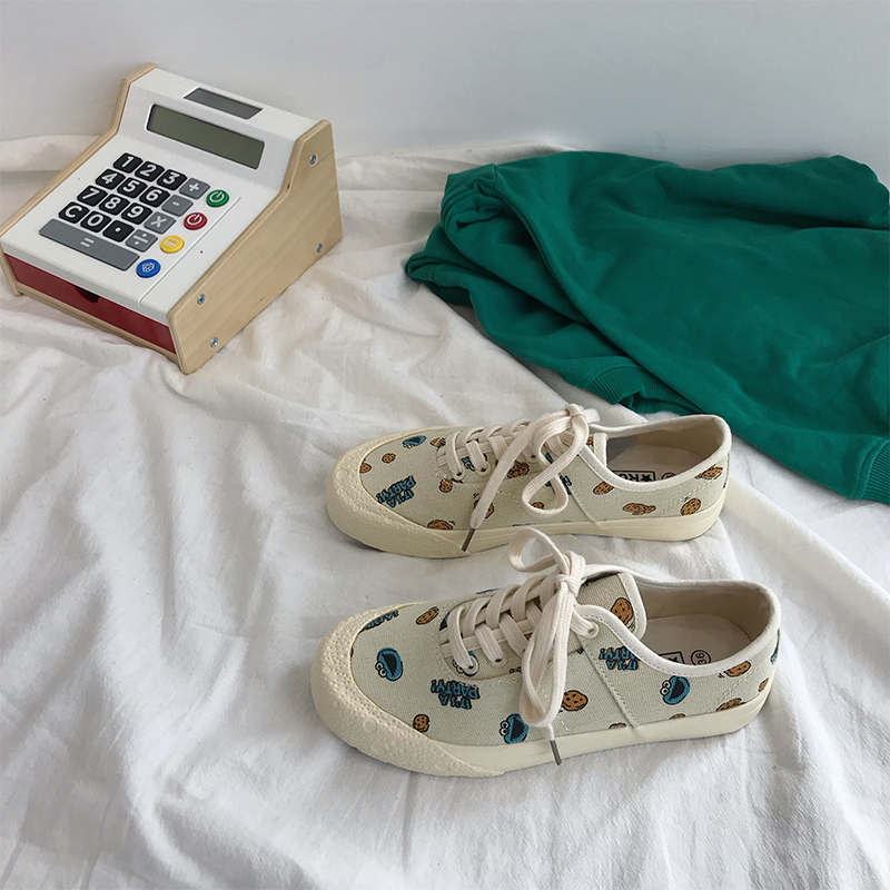 ins chaussures en toile femme automne étudiant coréen ulzzang harajuku laid chaussures port de vent super feu, élégant et polyvalent, douce soeur conseil chaussures ins chaussures en toile femme automne étudiant coréen ulzzang harajuku laid chaussures port de vent super feu, élégant et polyvalent, douce soeur conseil chaussures