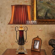 Дворец ретро смолы настольная лампа спальне лампы бесплатную доставку творческим взглядом ден гостиной настольные лампы освещения обучения