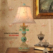 В европейском стиле настольной лампы спальни лампа прикроватная лампа спальне лампы американских ретро тумбочке лампу освещения бесплатной доставкой