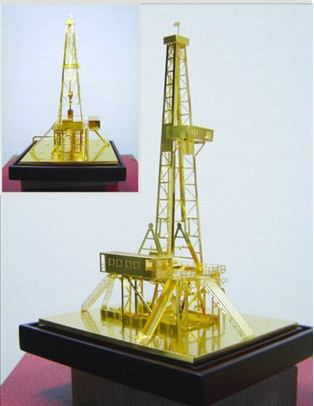 现货闪发中国油田井架模型平台模型中原油田井架模型纯铜井架模型