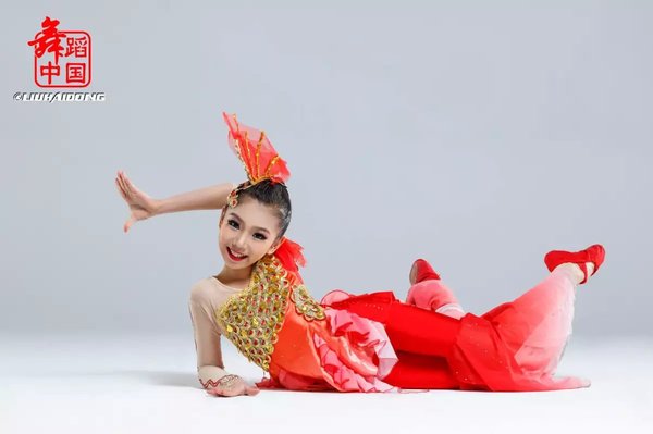 2016新款《鱼儿》儿童舞蹈表演服装舞台演出服装