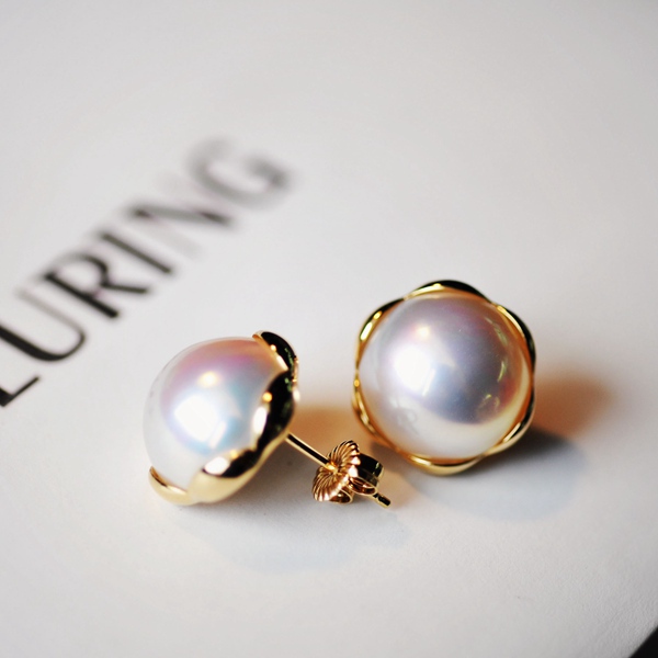 海珠』日本进口马贝珍珠花瓣款厚实镶嵌18k黄金大耳钉耳饰