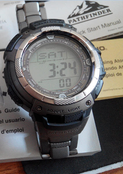 卡西欧paw-1100t户外登山表