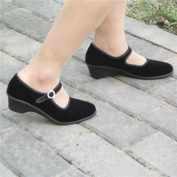 包邮女款黑色礼仪鞋工作鞋职业高跟布鞋酒店服务员鞋平绒面舞蹈鞋