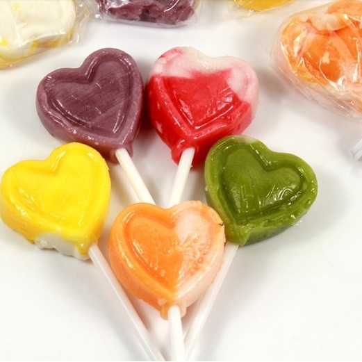 韩国进口休闲食品 华尔爱心形棒棒糖水果味糖果 圣诞节礼物首选