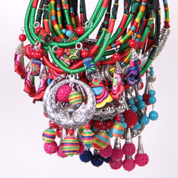 酷炫民族风大理丽江特色项链挂饰吊坠纯手工项链特色七彩挂件