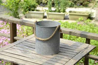 田园出口热销欧美日韩铁制园艺做旧麻绳拎桶花桶花盆打水桶拎水桶