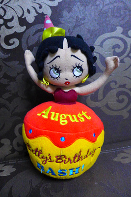 外贸尾单betty boop贝蒂生日毛绒玩具公仔(八月)august