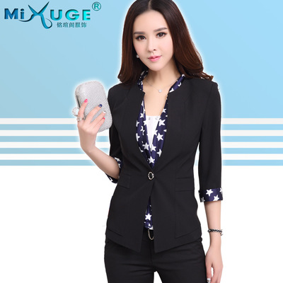 中袖女士修身配丝巾小西装 职业百搭女士外套