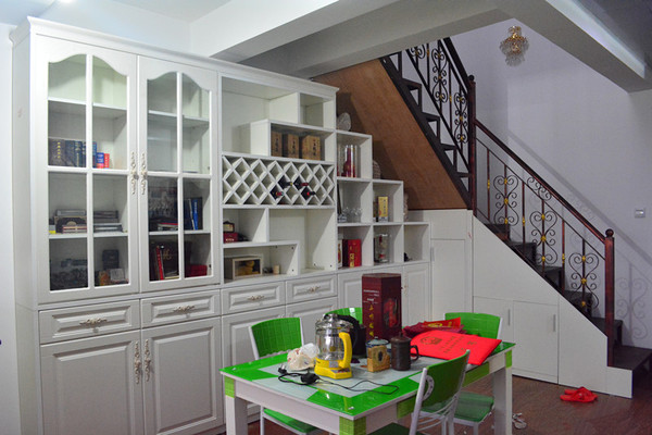 艺宝威尔欧式田园风暖白楼梯柜酒柜组合后定制定做免费设计包安装