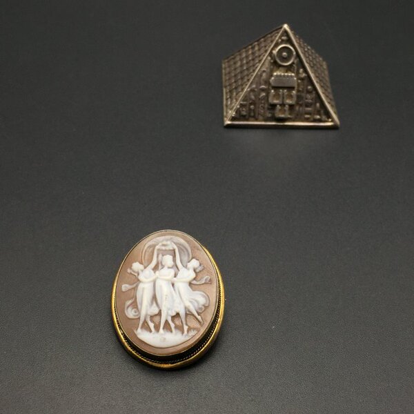 vintage西洋复古董银饰英国维多利亚时期镀金贝雕835银标胸针吊坠