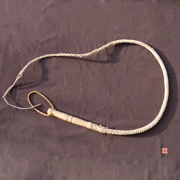 民间良品 牛皮马鞭 民族工艺 纯手工编制 1.5米马术骑具 7d273