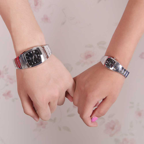 mseta万精达8272g石英男表商务个性手表30米防水防震防磁圆型表盘