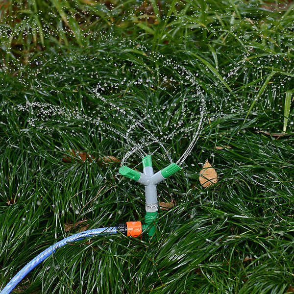 地插式多个喷嘴园林草坪灌溉降温洒水器花园浇花喷水器