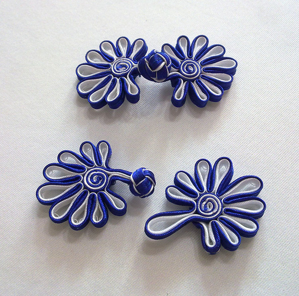 5*7cm青花蓝白菊花盘扣中国结花样盘扣旗袍唐装中式服装辅料diy